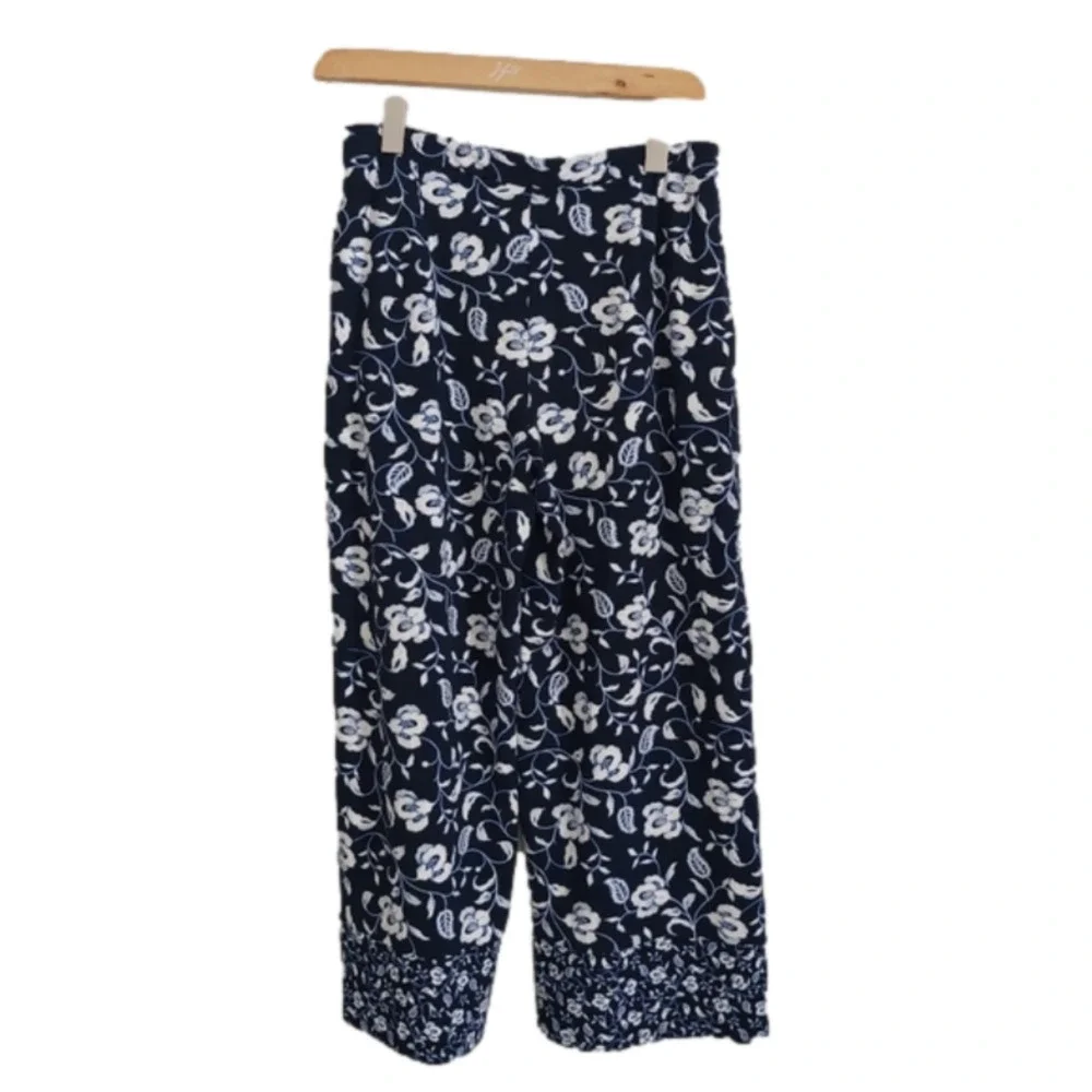 - J.Jill Wearever Collection Full-Leg Cropped Floral Print Pants size XS H… - Picture 5 of 6